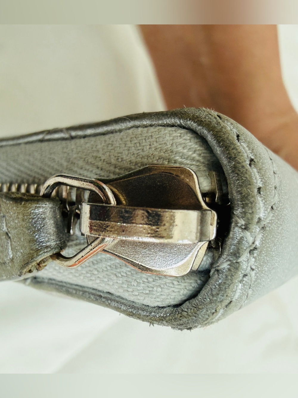 CHANEL Matelasse Silver Quilted Lambskin Zippy Long Wallet - Classic CC Hardware - Picture 12 of 15
